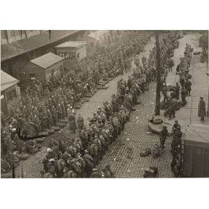 Troops waiting the pier in Hoboken, New Jersey