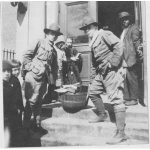 Boy Scouts Help Collect Magazines for Soldiers and Sailors, Detroit Public Library.