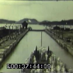 USS Denver Enters Panama Canal