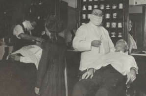 Cincinnati barbers are wearing masks due to spread of Influenza