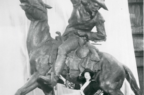 Buffalo Bill Statue with Sculptor Gertrude Vanderbilt Whitney 