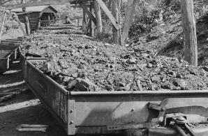Coal cars moving from mine to tipple
